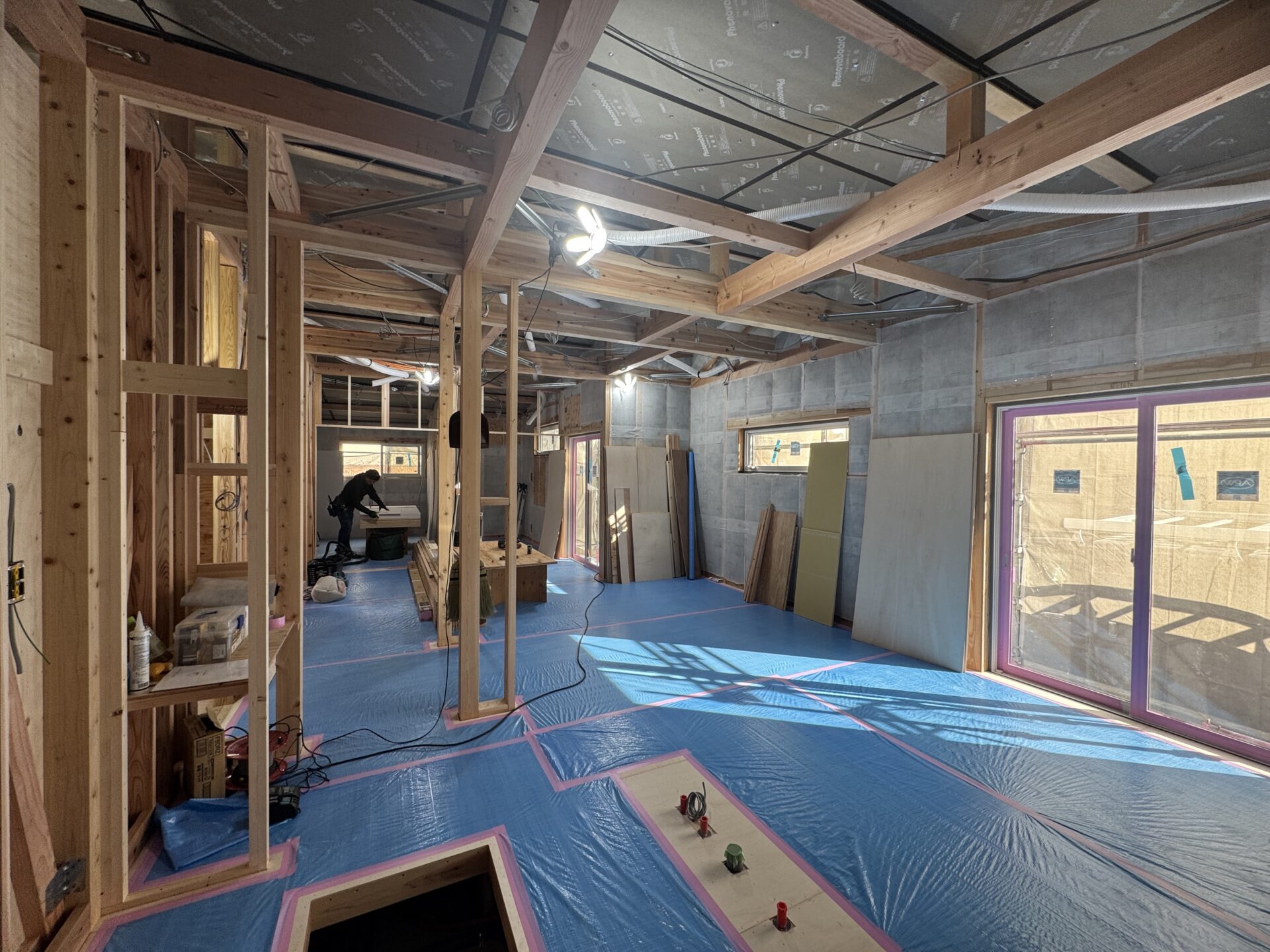 配管、配線、断熱、完了。