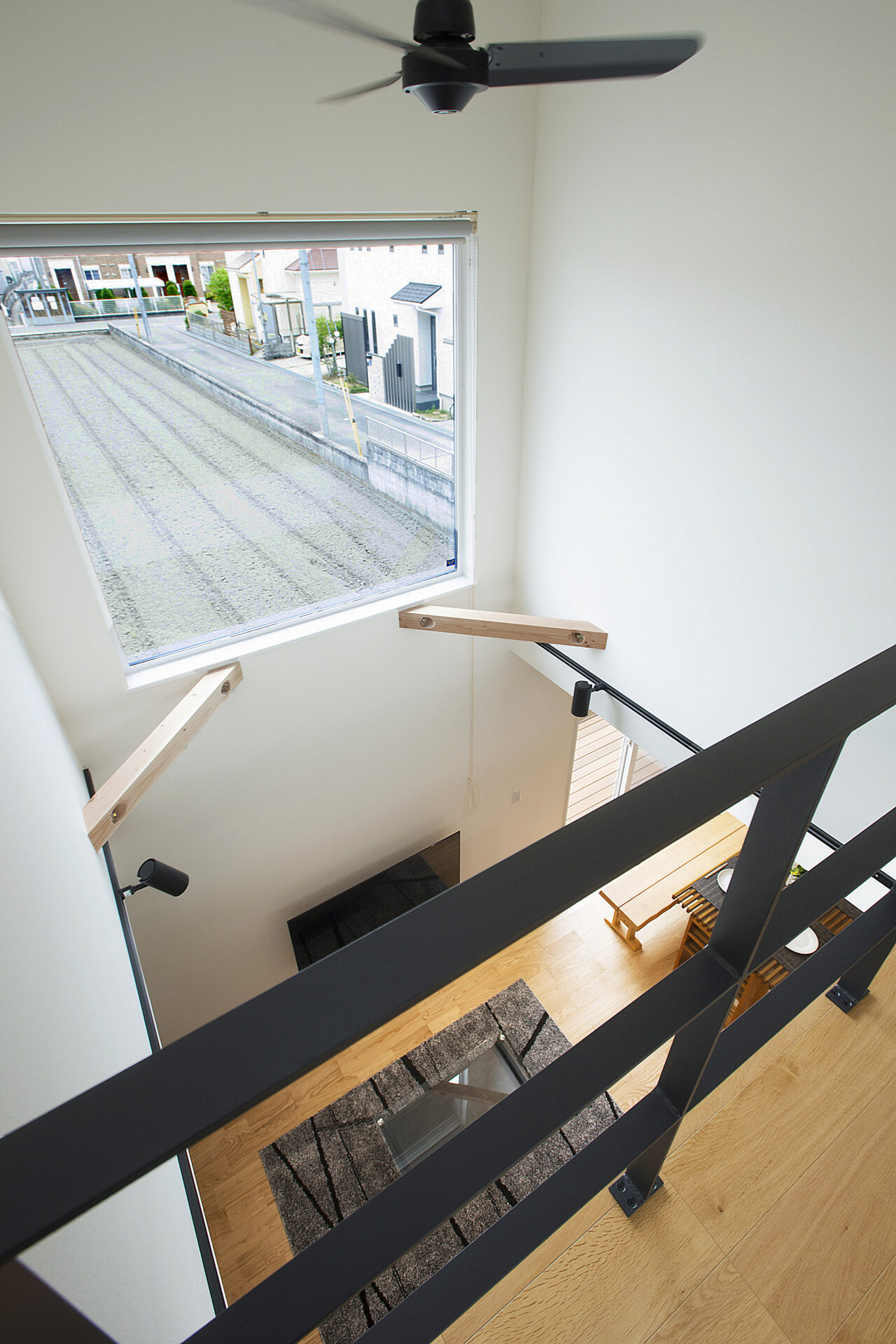 窓にもこだわりを